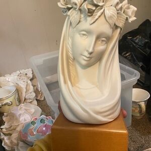 Cybis Madonna “Queen of Angels”